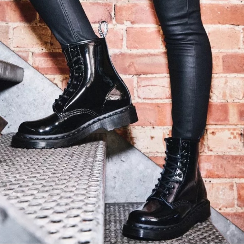 NEW Dr Martens 1460 Patent Leather Lace Up Boots Black Women Sz 6 US /37 EU